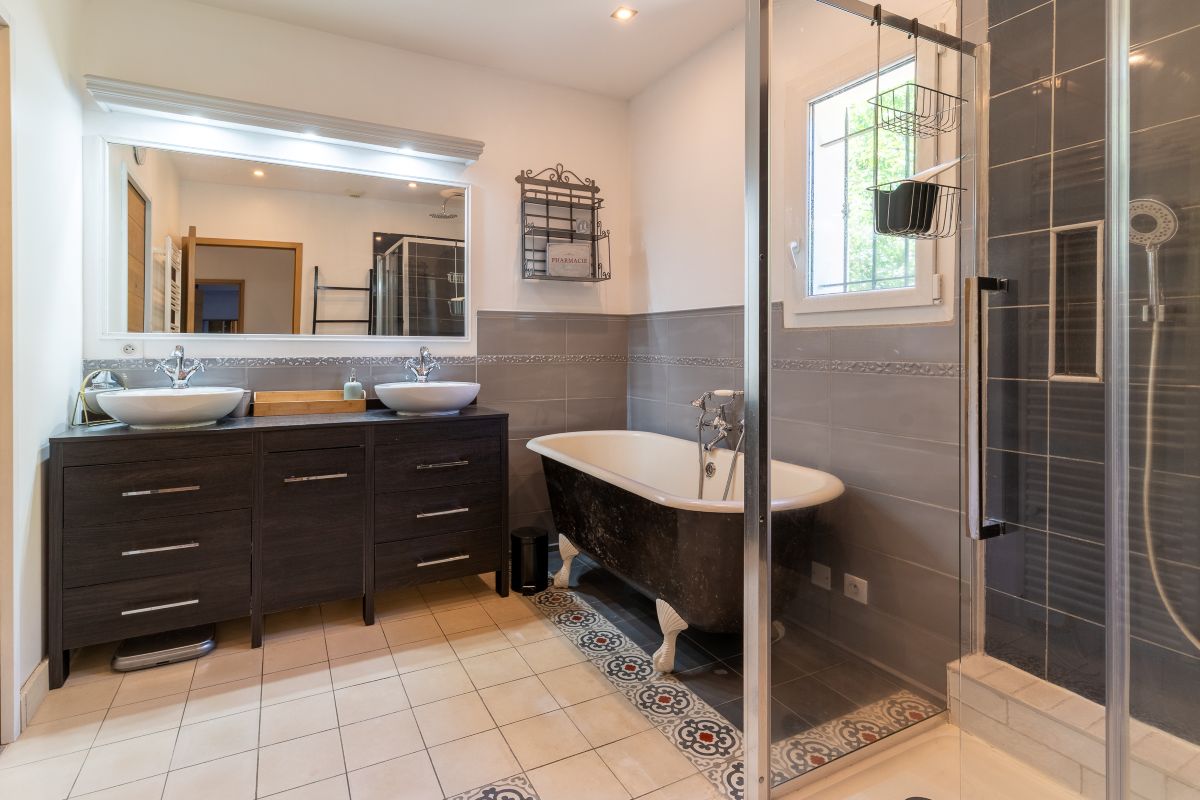 Salle de bain moderne