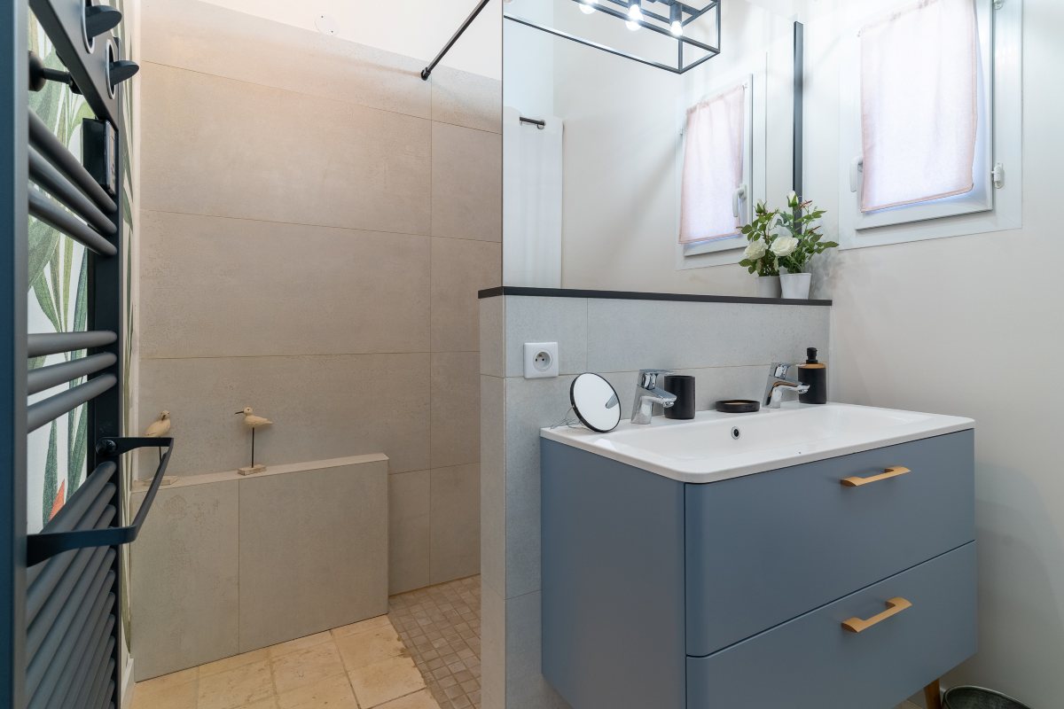 Salle de bain moderne