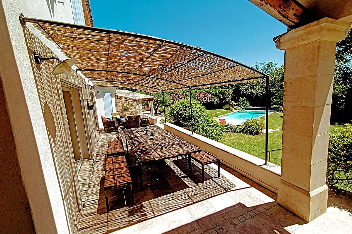 Espace repas extérieur